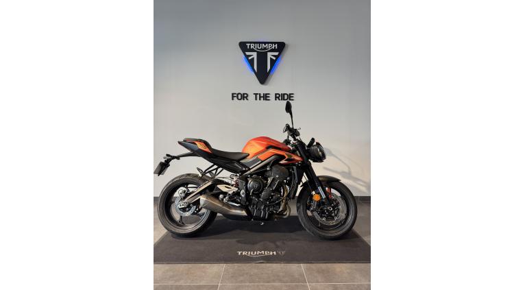 TRIUMPH STREET TRIPLE 765 R