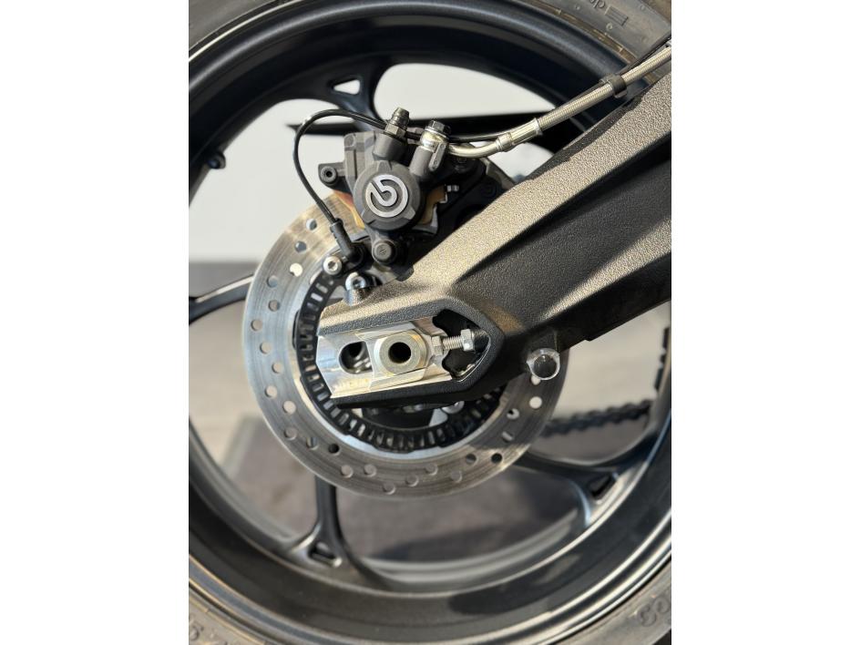 TRIUMPH STREET TRIPLE 765 R A2 POUR 168€ MOIS CHEZ TRIUMPH AGEN