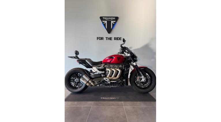TRIUMPH ROCKET 3 R 221 Edition