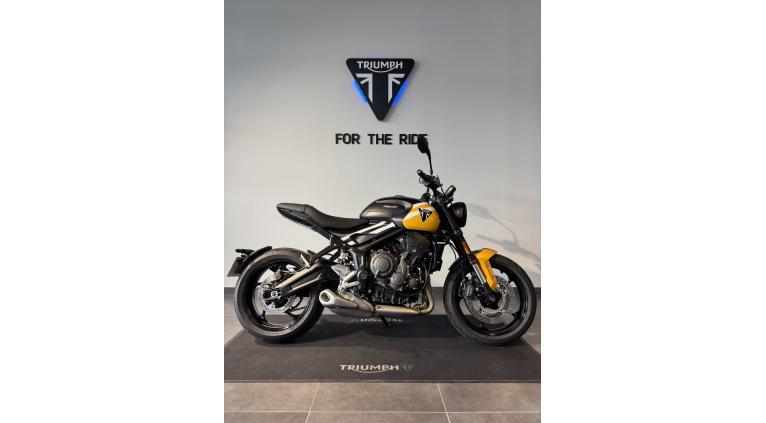 TRIUMPH TRIDENT 660
