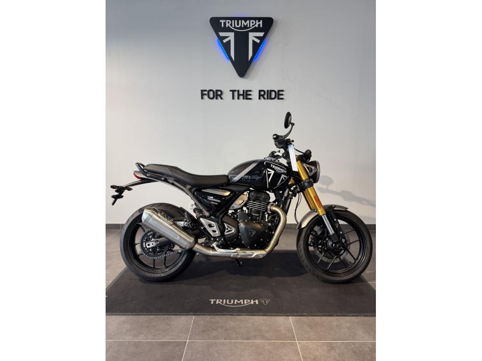 TRIUMPH SPEED 400 NEUVE  POUR 113 € MOIS CHEZ TRIUMPH 47 AGEN