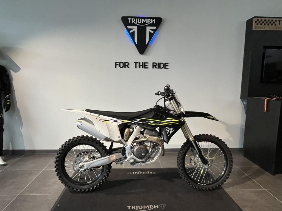 TRIUMPH TF 250-X NEUVE 2026 POUR  POUR 180 € MOIS CHEZ TRIUMPH 47 