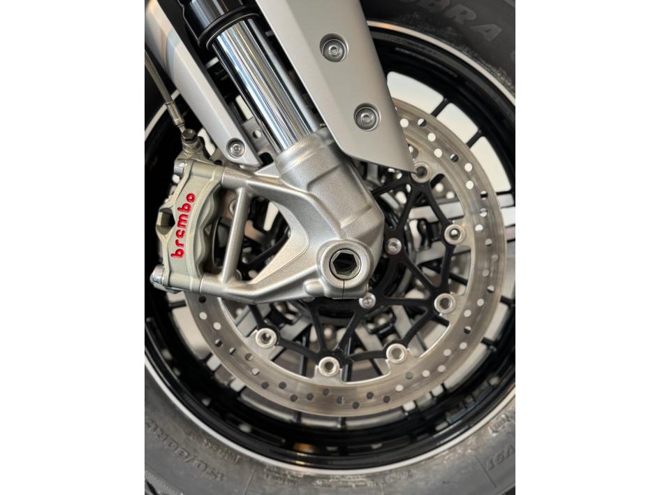 TRIUMPH ROCKET 3 GT pour 350€ /mois Triumph Agen