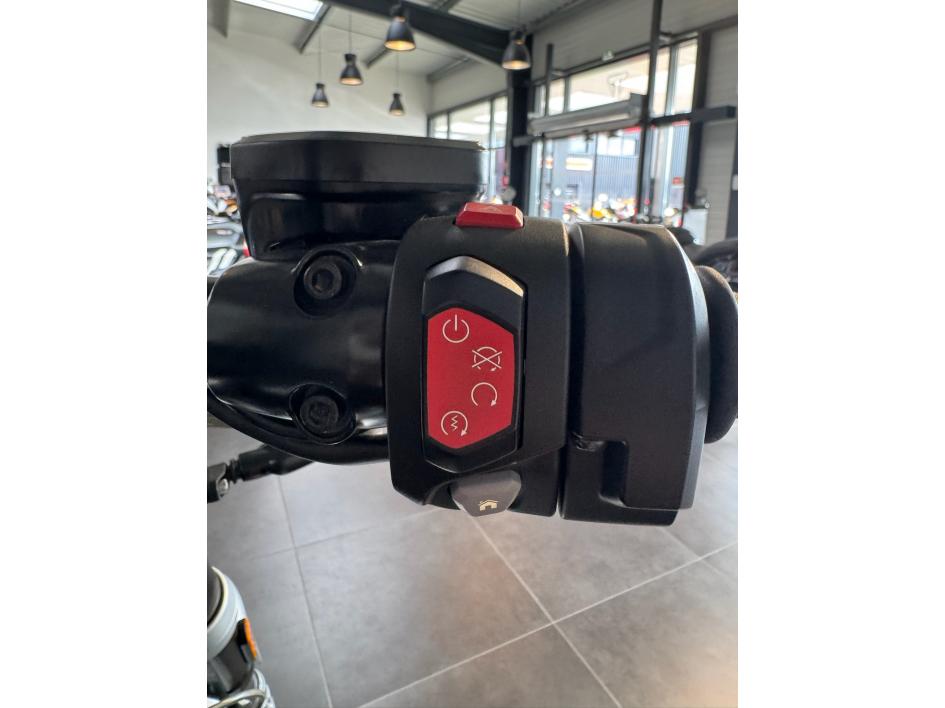 TRIUMPH ROCKET 3 GT pour 350€ /mois Triumph Agen