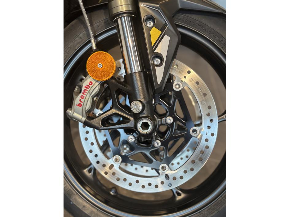 TRIUMPH STREET TRIPLE 765 RS POUR 204€ /MOIS CHEZ TRIUMPH AGEN 