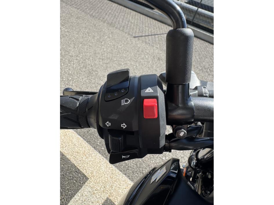 SUZUKI gsx-s 125 pour 95€/ mois sans apport chez Triumph Agen
