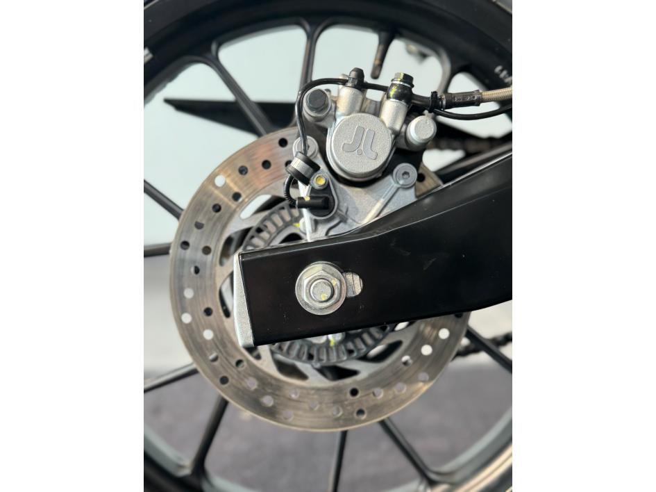 APRILIA TUONO 125 ABS