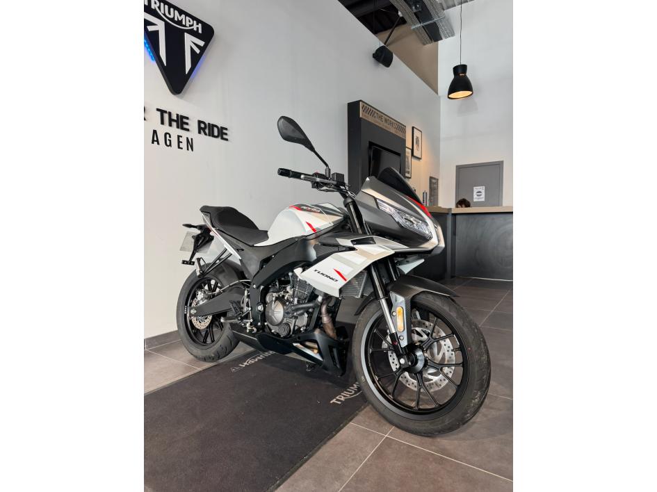 APRILIA TUONO 125 ABS