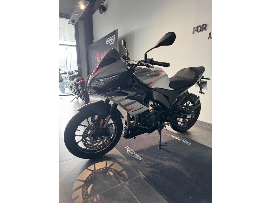 APRILIA TUONO 125 ABS